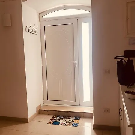 Tresca 26 * Bari